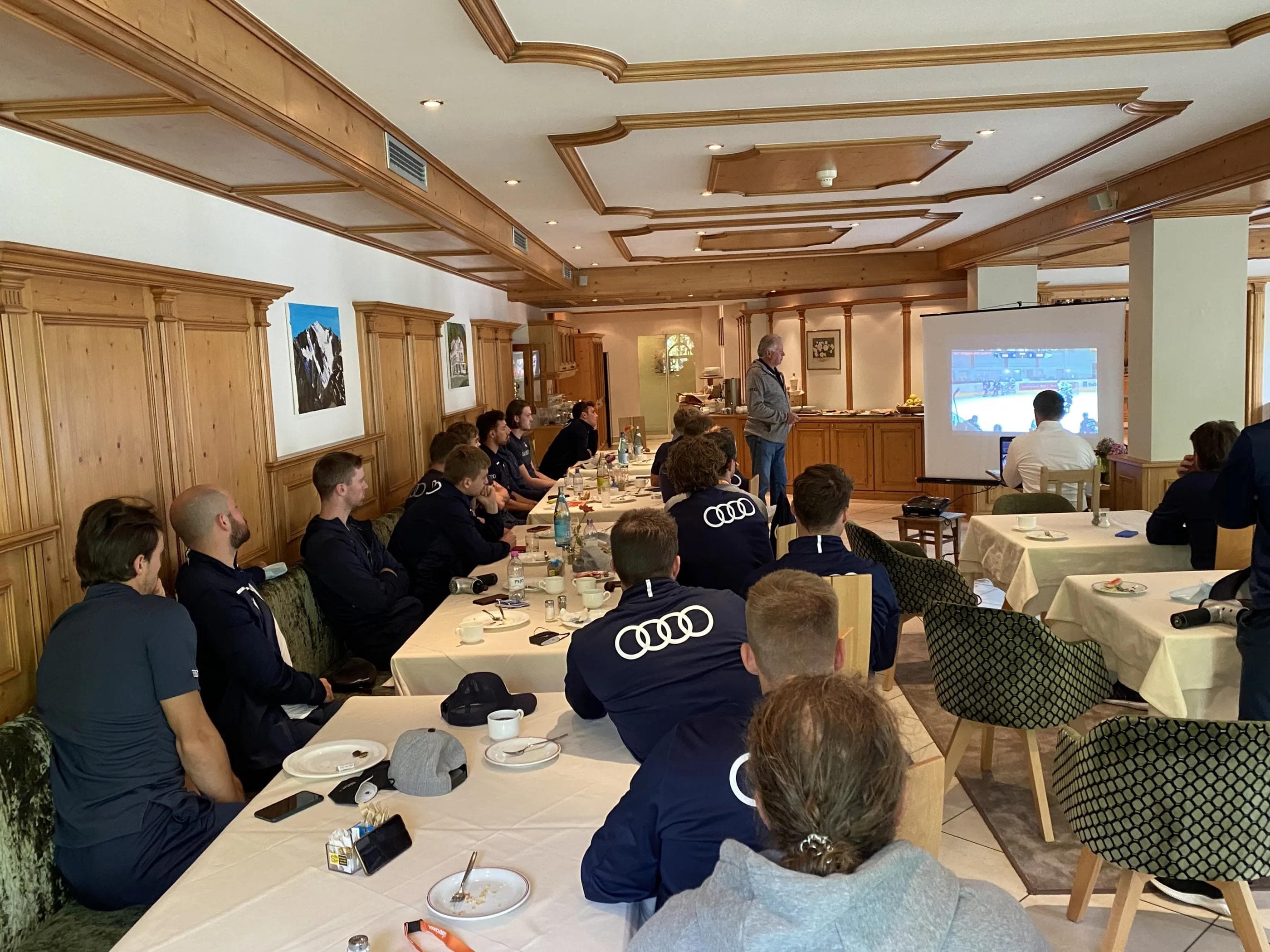Im Teamhotel Latscherhof wurden vor den Spielen die Meetings abgehalten.