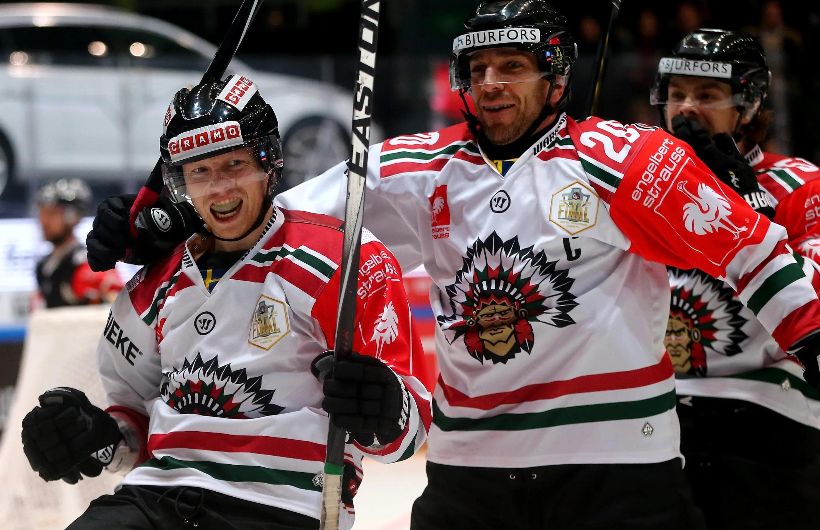 Ryan Lasch (vorne) jubelt für Frölunda. Foto: Getty Images