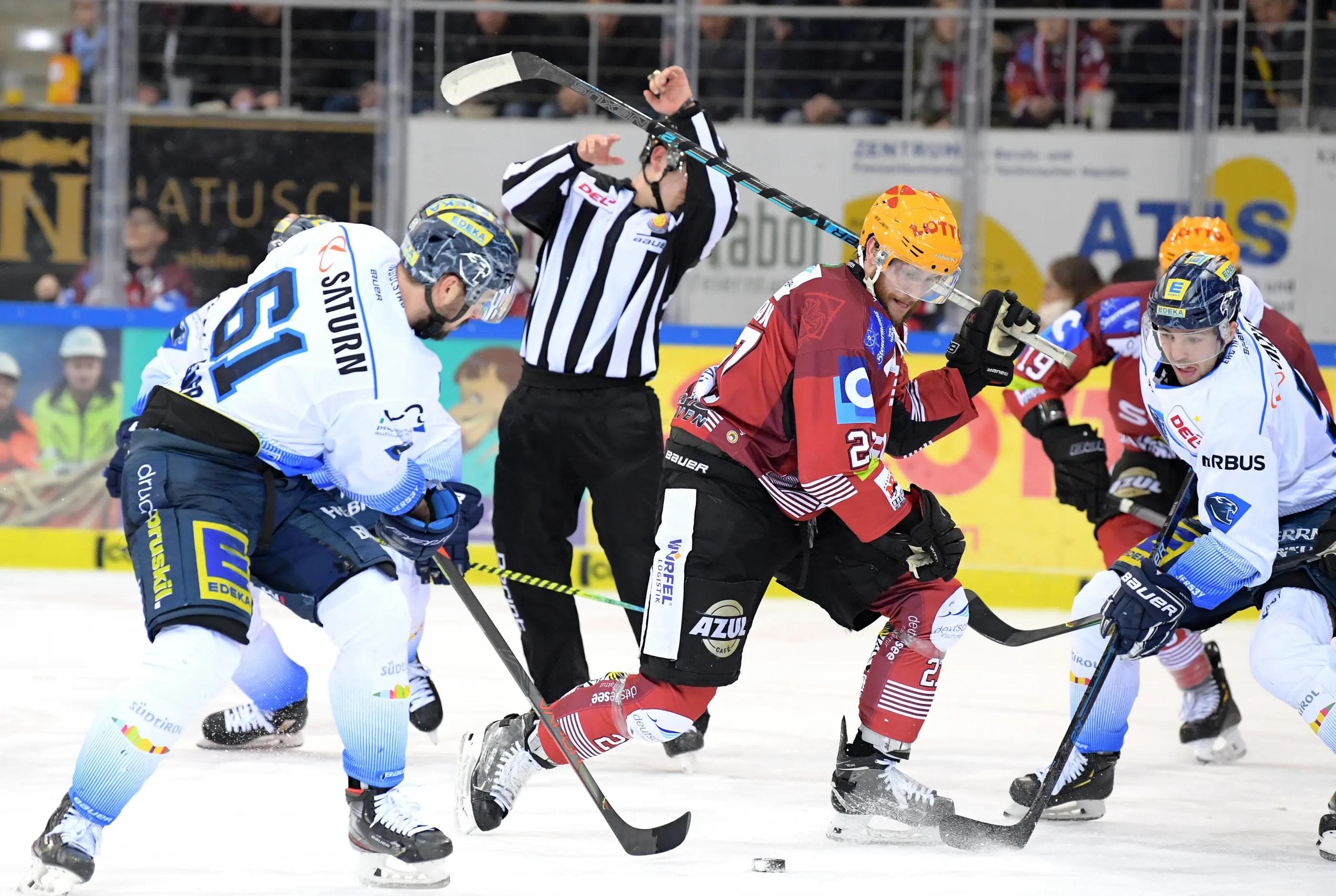 Diesmal gelang das Comeback nicht. Nach 0:4-Rückstand kommen die Panther um David Elsner "nur" noch auf 3:4 heran.
Foto: Wagner/DEL-Fotosharing
