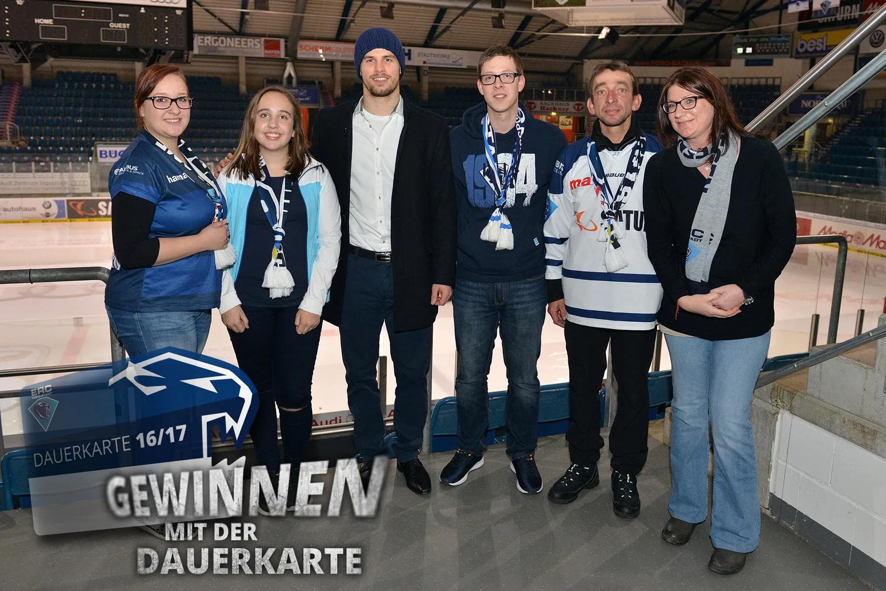 Erhalte ein Fan-Trikot der neuen Saison mit einem Autogramm und persönlicher Übergabe durch einen ERC-Spieler deiner Wahl.