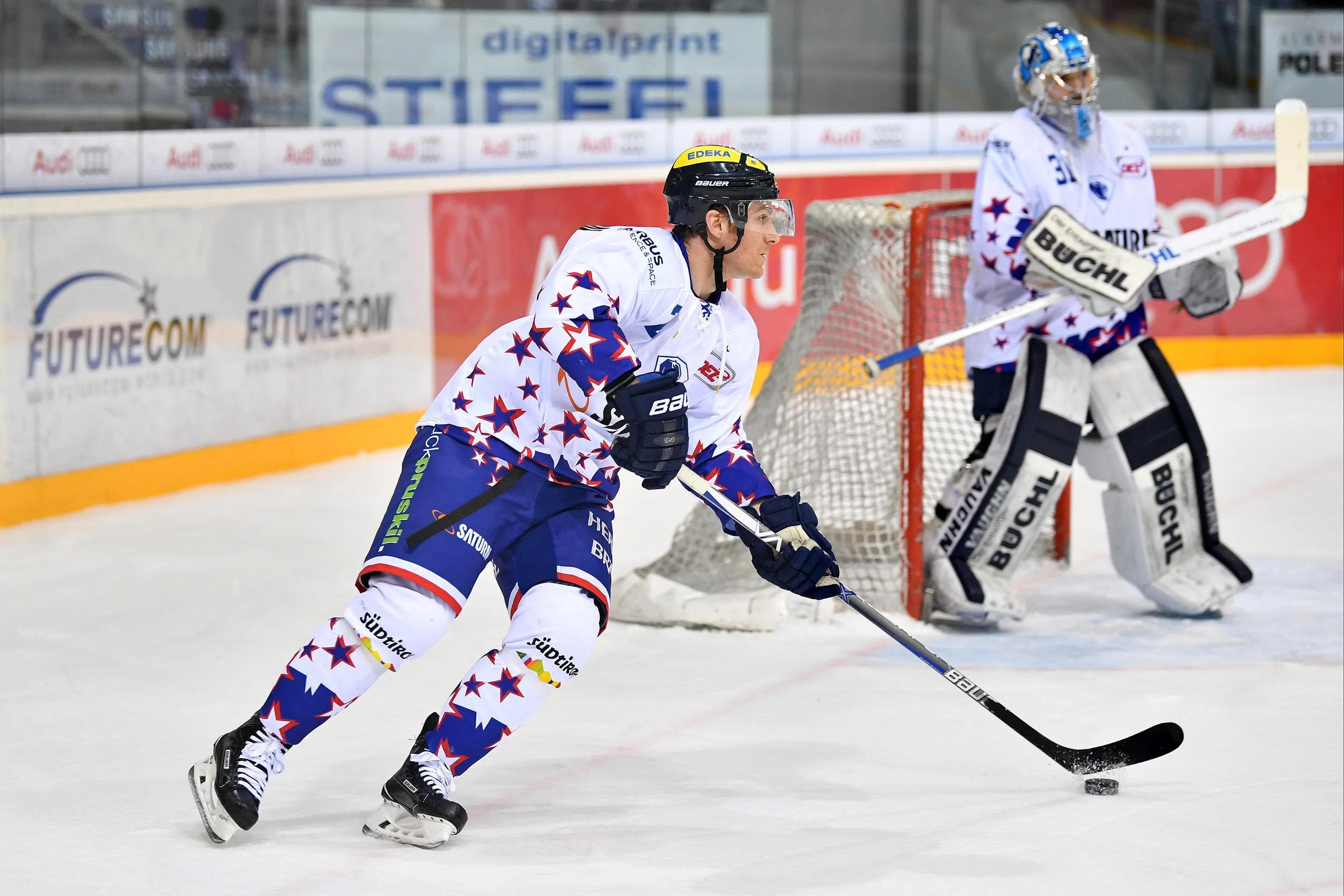 Patrick McNeill und Marco Eisenhut im Sterntrikot. Foto: Traub