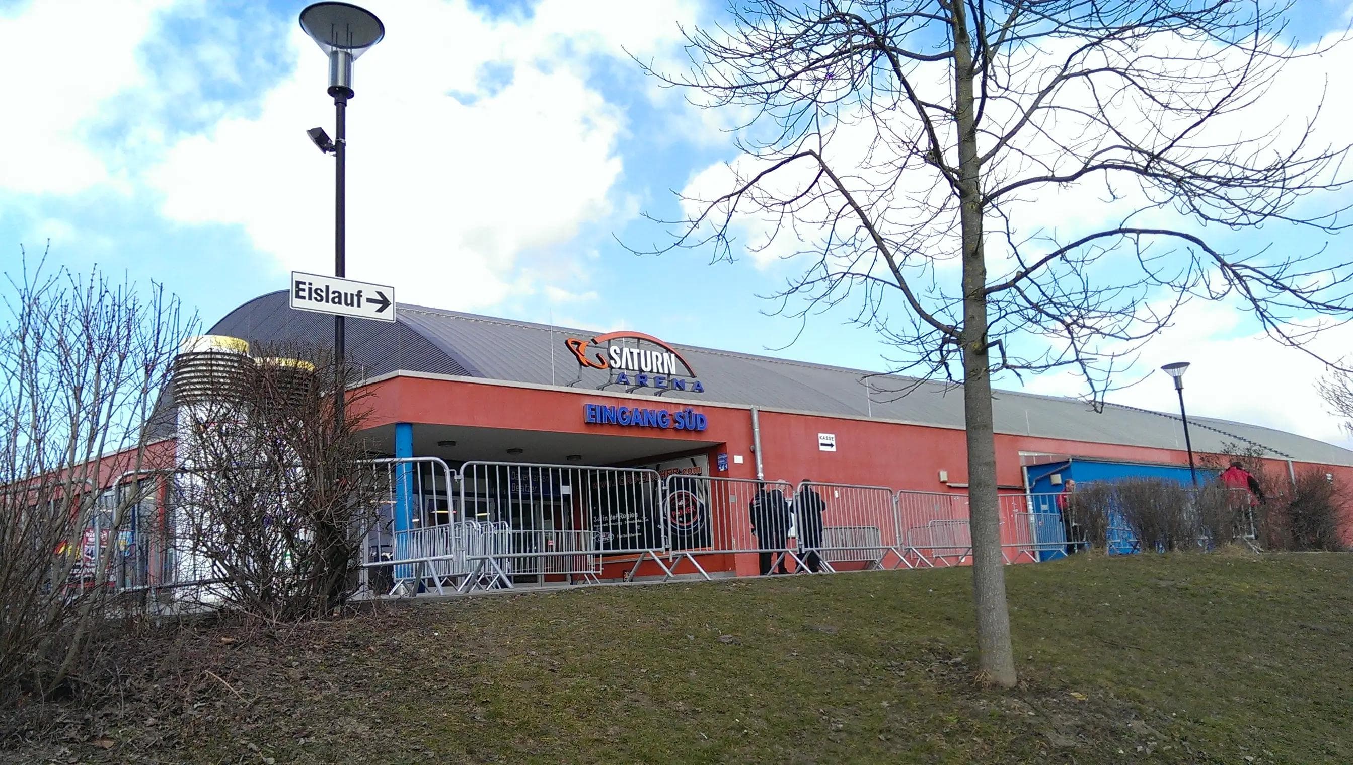 Verstärkte Kontrollen am Eingang