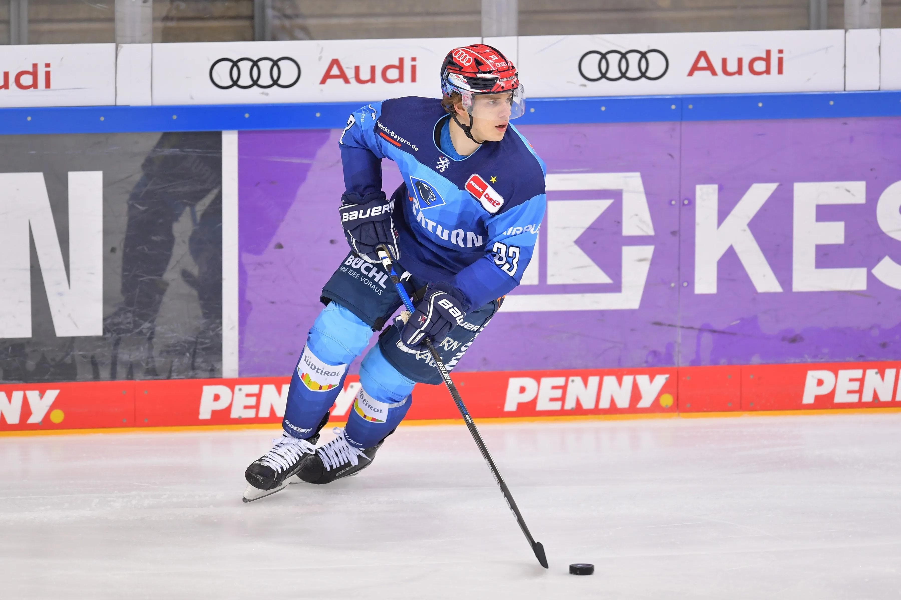 Unter anderem Tim Wohlgemuths Heimtrikot ist unter dem Hammer.
Foto: Johannes Traub/JT-Presse.de