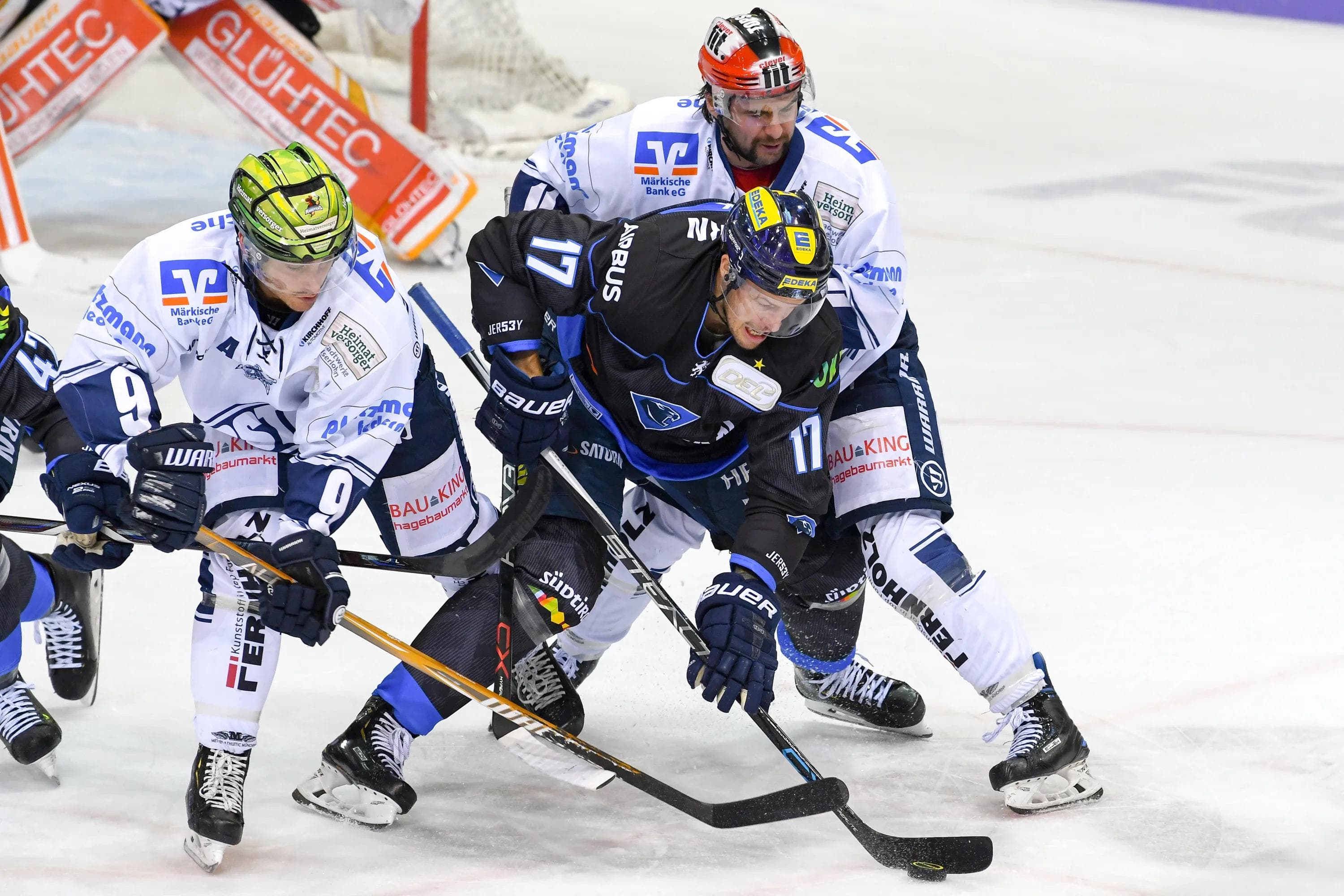 Petr Taticek und seine Panther treffen am Sonntag auf die Iserlohn Roosters. Foto: Oliver Strisch / st-foto