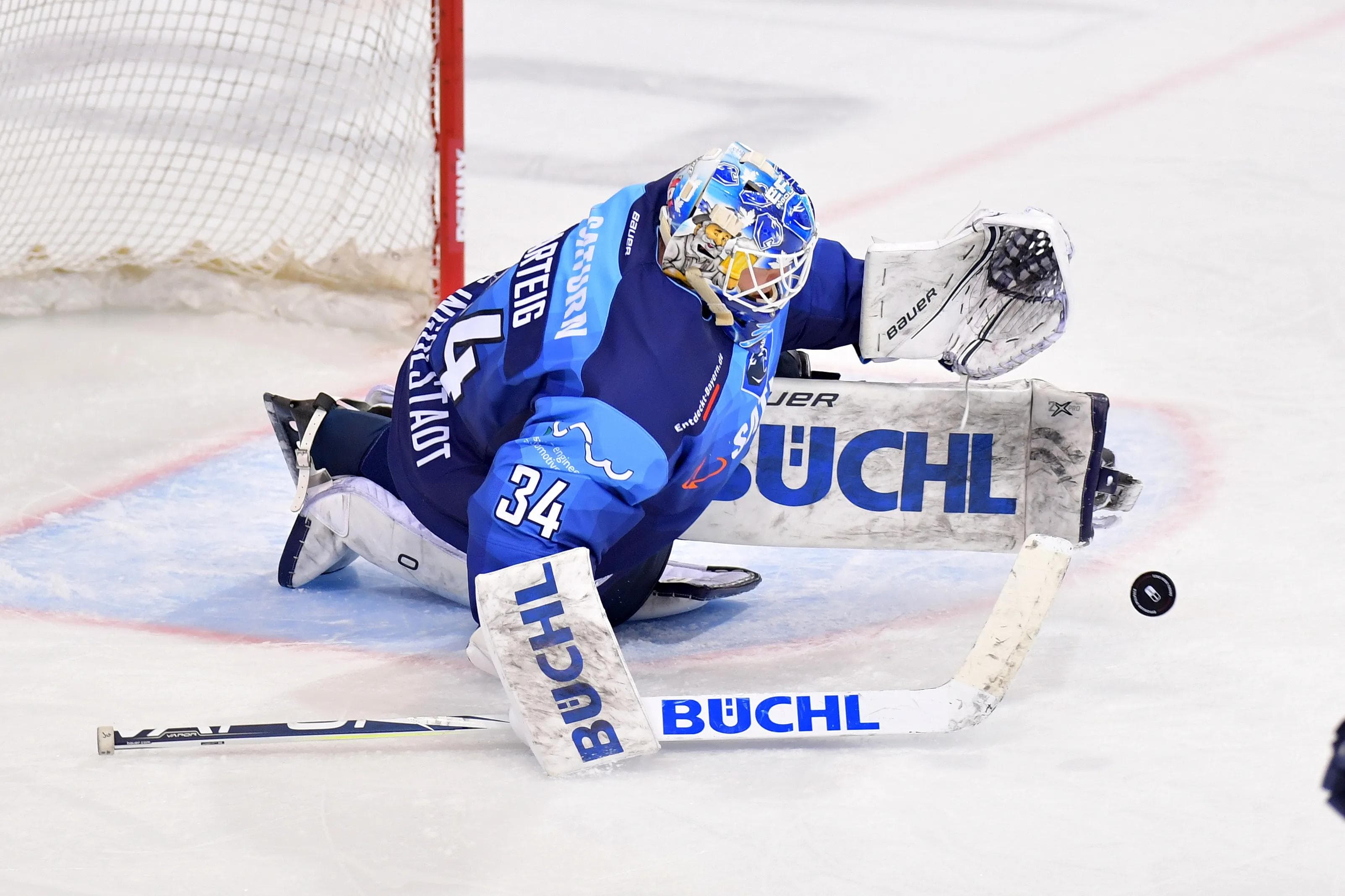 Michael Garteig zeigt seine spektakulären Saves ab sofort wieder im ERC-Trikot.
Foto: Johannes Traub/JT-Presse.de