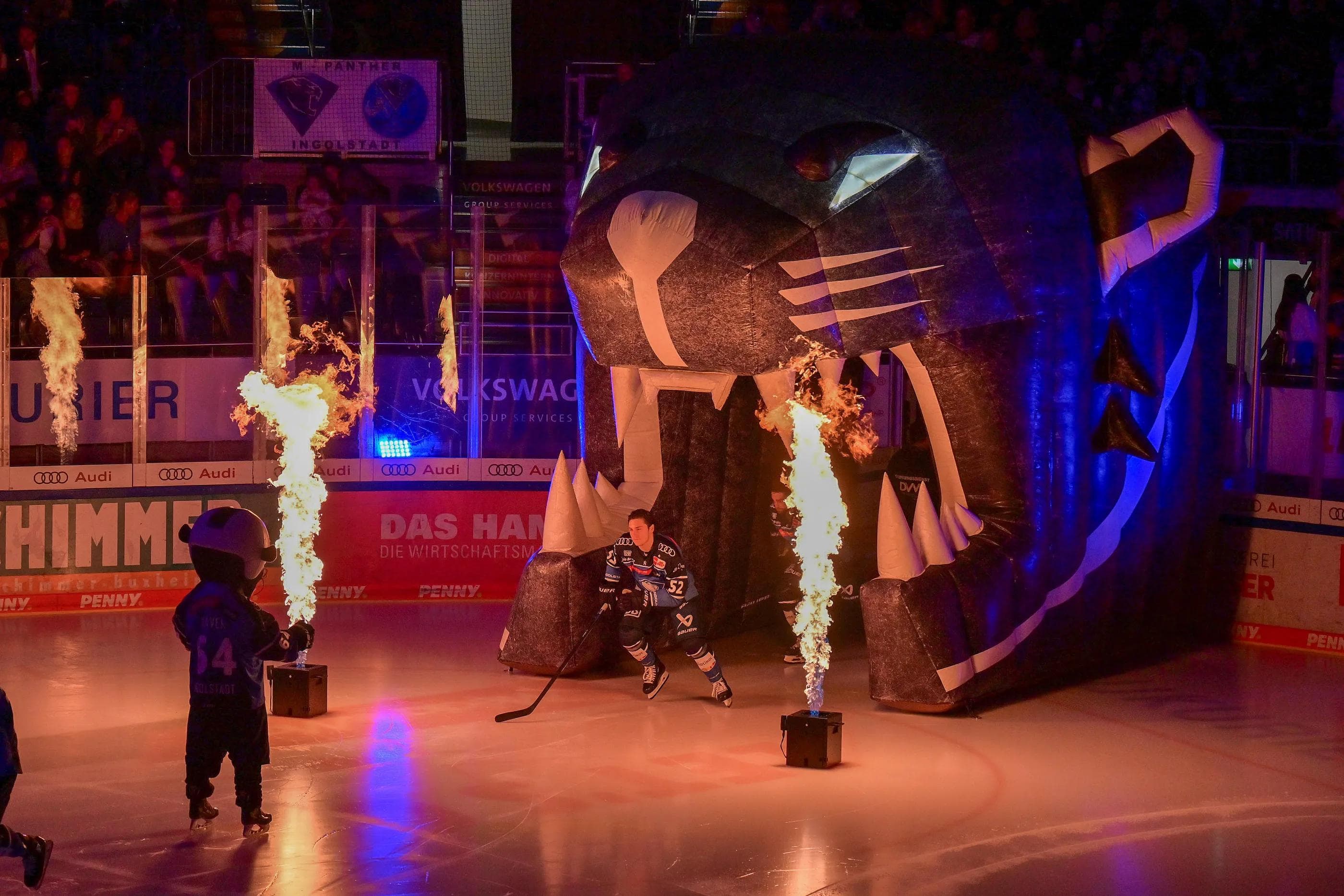Drittes Heimspiel innerhalb einer Woche für den ERC.
Foto: Johannes Traub/JT-Presse.de