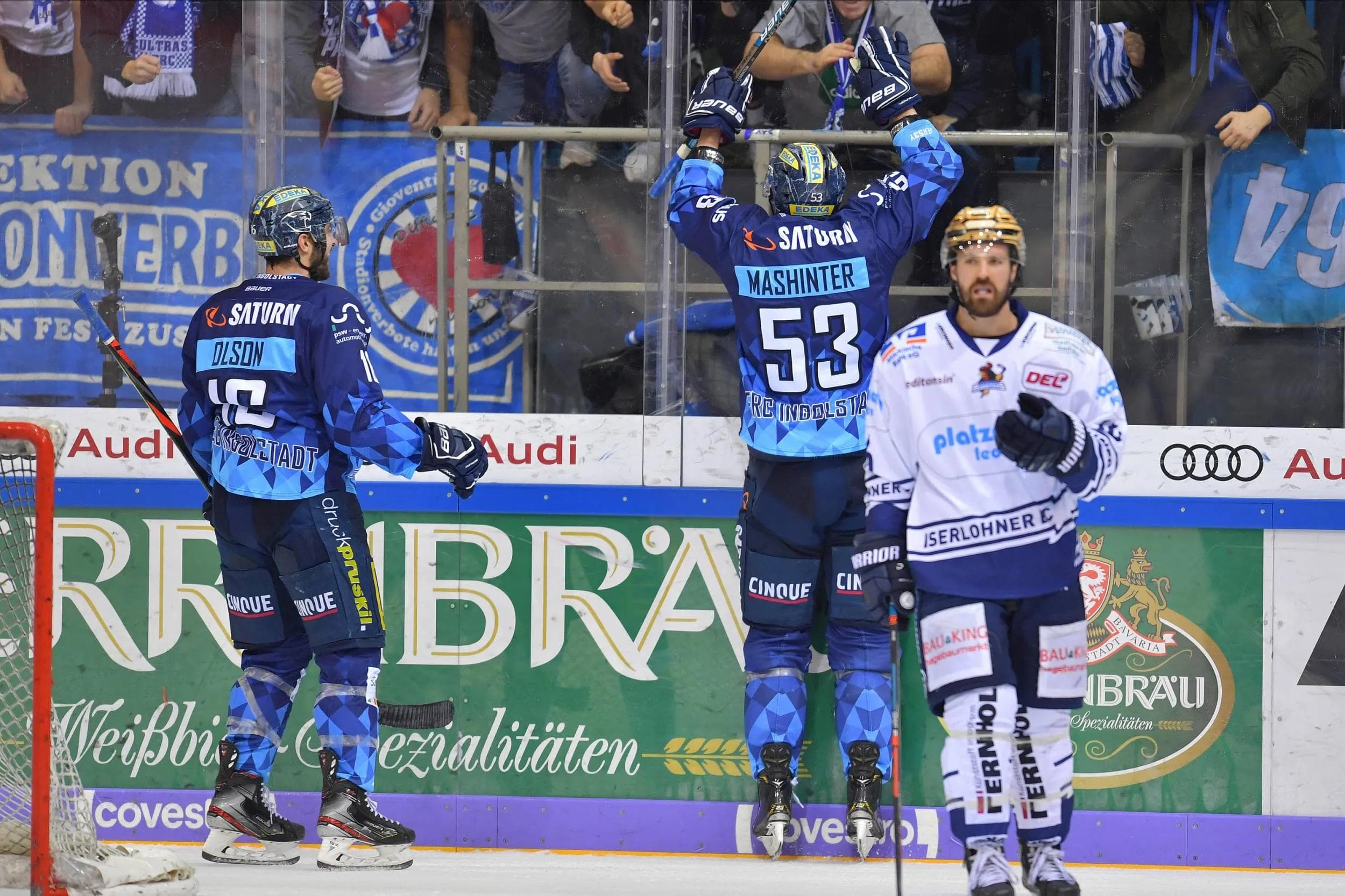 Brandon Mashinter brachte die 3900 Zuschauer in der Saturn-Arena mit seinem Siegtreffer zur Extase.
Foto: Johannes Traub/JT-Presse