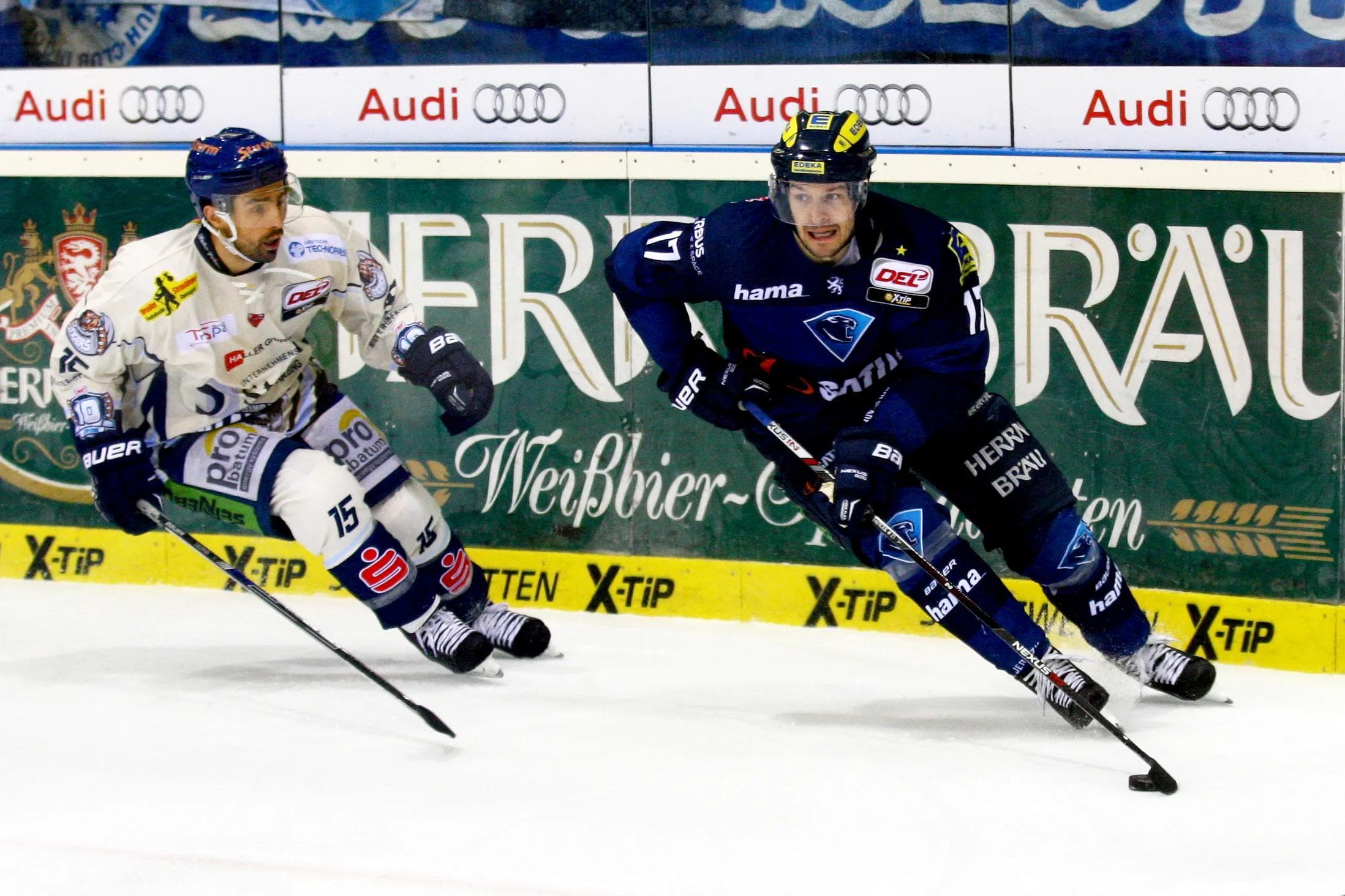 Petr Taticek (rechts) und seine Panther greifen 2016/17 wieder an. Foto: Adalbert Michalik / kbumm.de