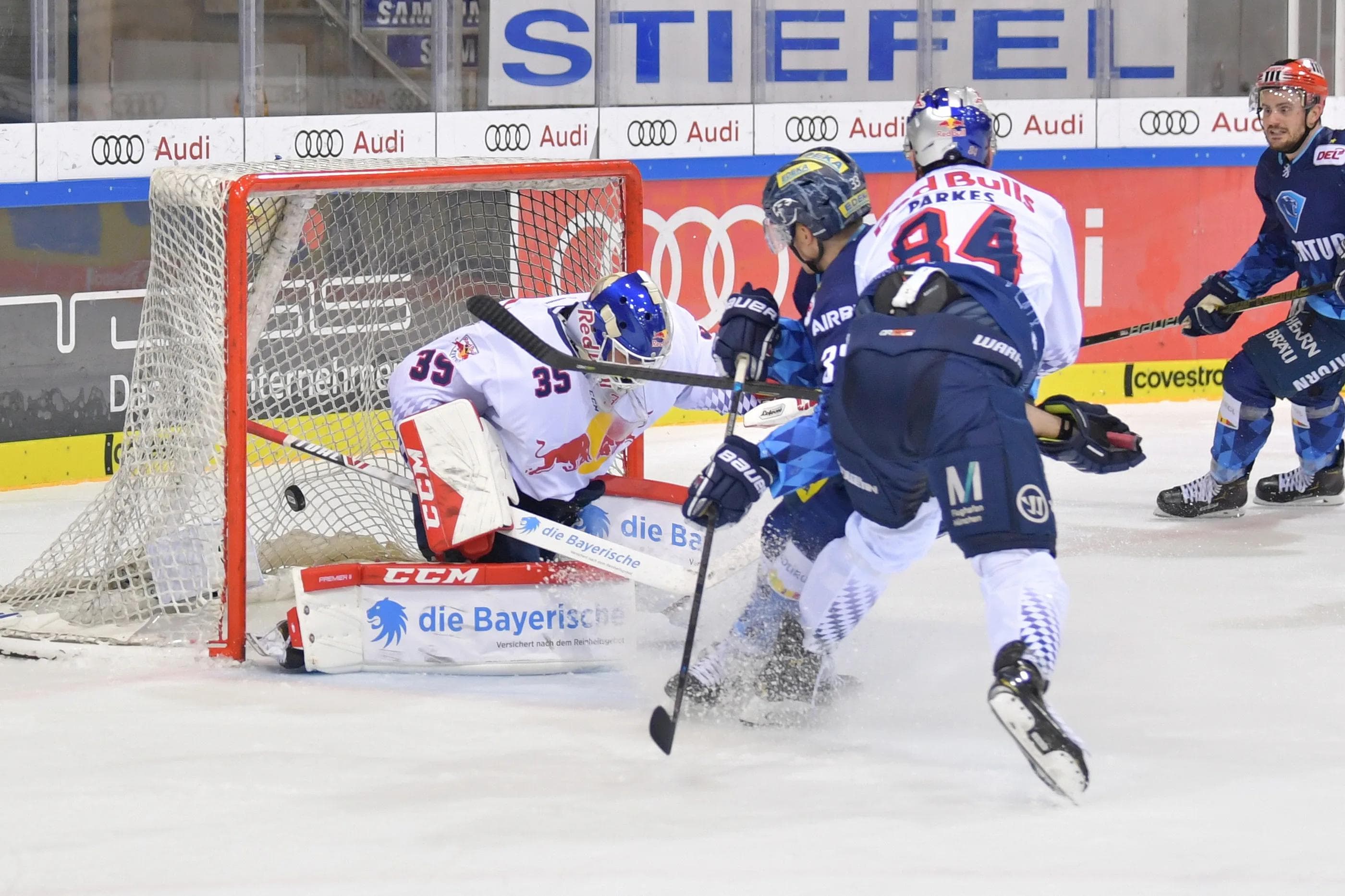 Tim Wohlgemuth trifft zum 3:3 Ausgleich.
Foto: Johannes TRAUB / JT-Presse.de