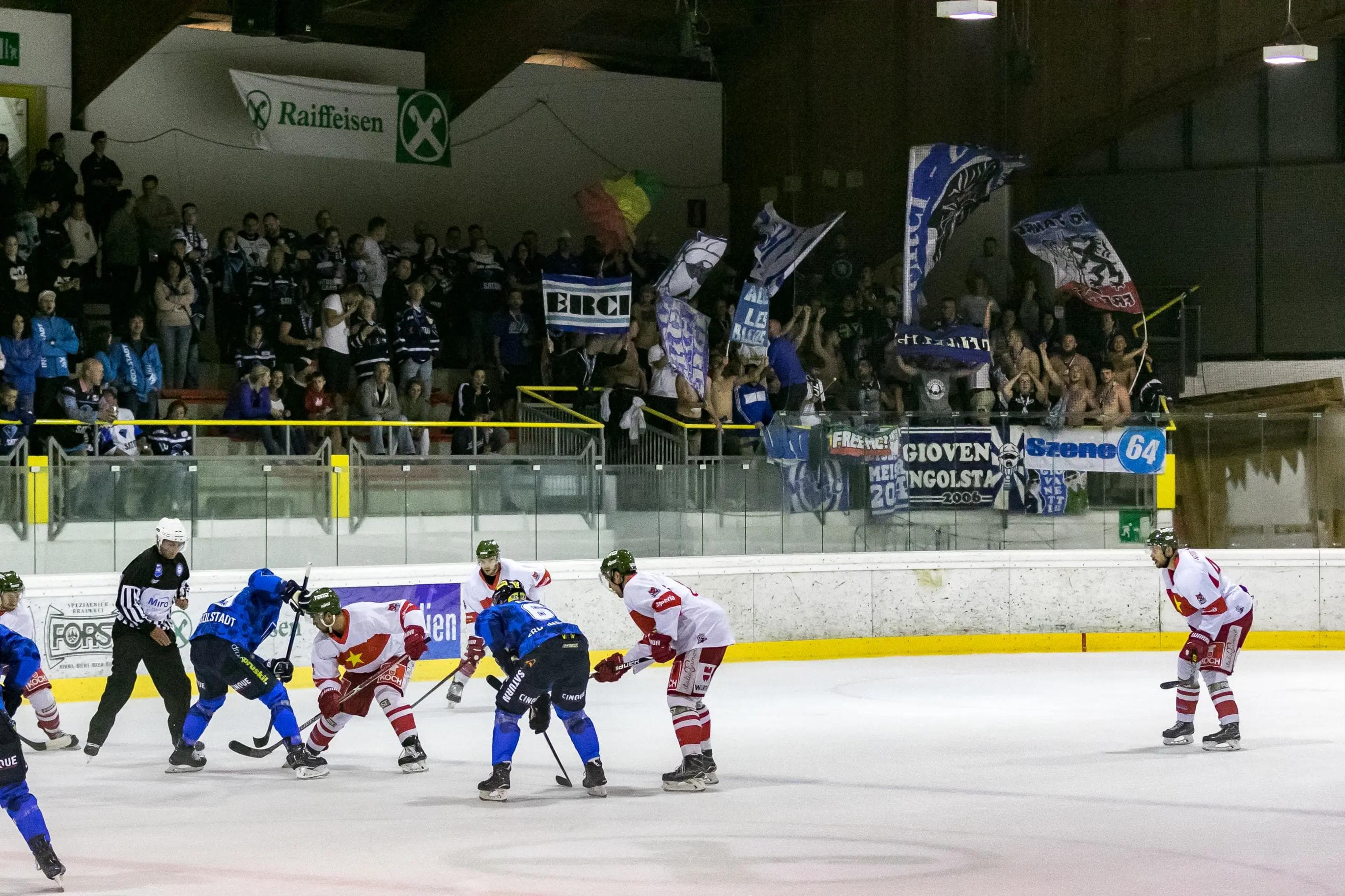 Volle Hütte, unterhaltsames Spiel: Der ERC gewann 2018 das Auftaktspiel gegen Bozen. Foto: Vanna Antonello
