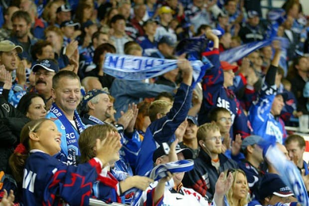 Beim Heimspiel gegen Nürnberg beginnt der Kartenverkauf für den Sonderzug nach Düsseldorf!