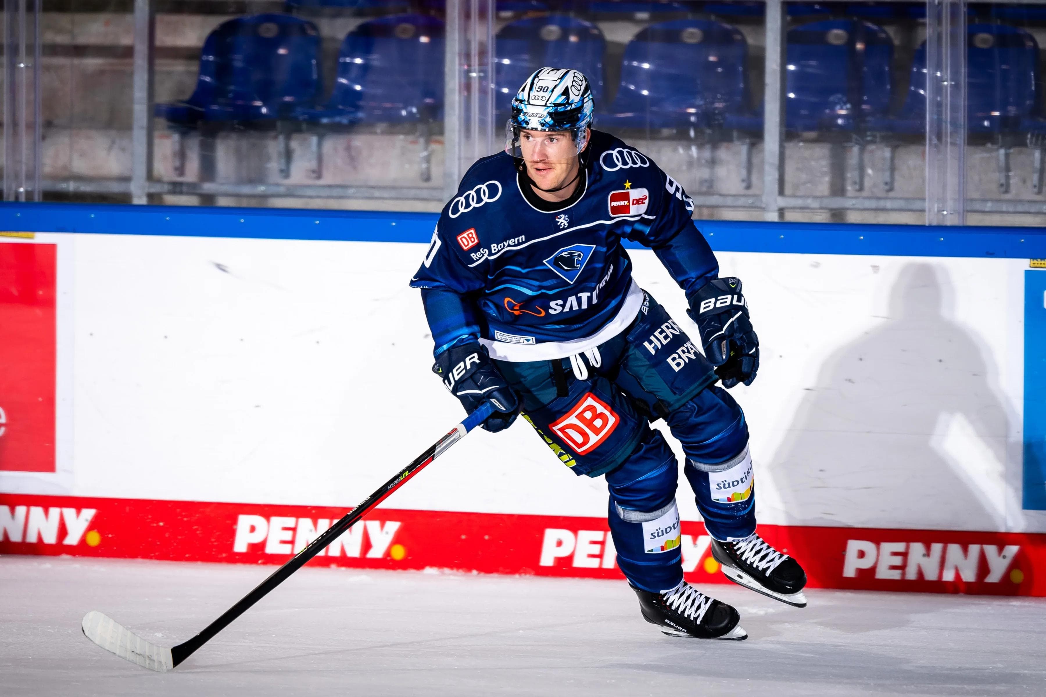 Jerome Flaake wird heute für sein 700. DEL-Spiel geehrt.