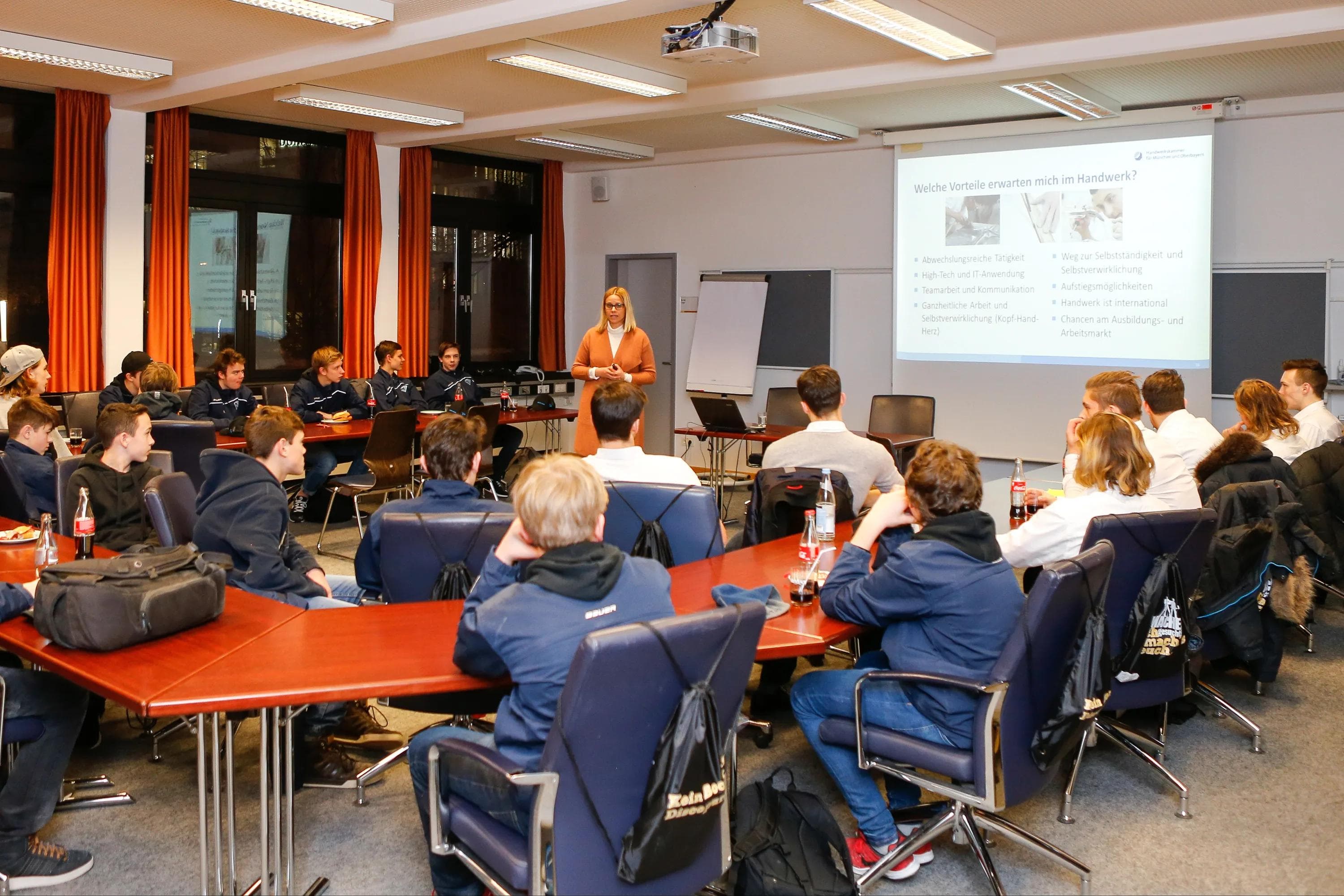 Das Handwerk hat interessante und zukunftsträchtige Berufe für junge Menschen parat. Foto: Oliver Strisch