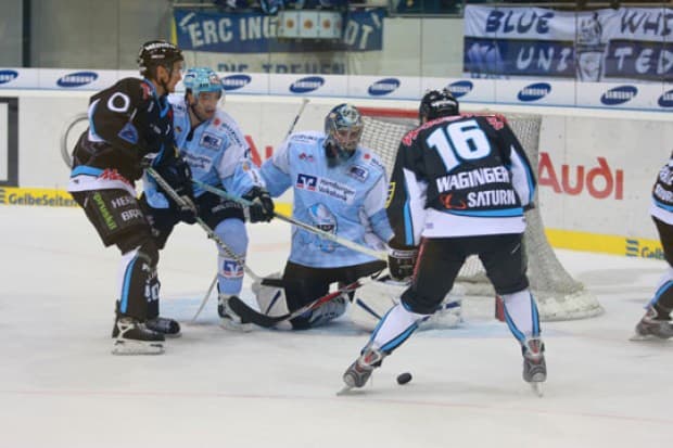 Die Panther wollen die Freezers eiskalt erwischen heute Abend und einen Dreier mit nach Ingolstadt nehmen.