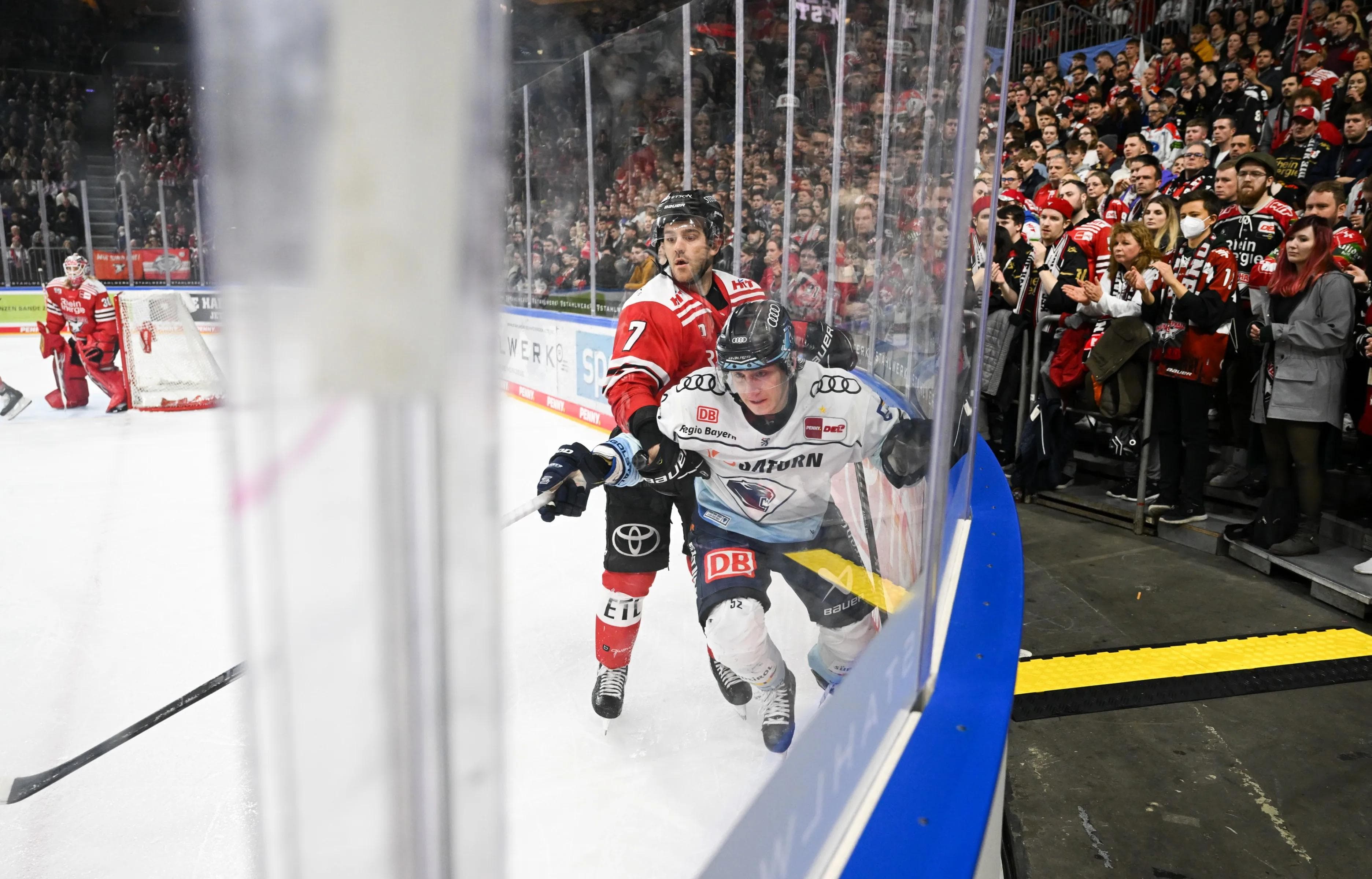Wille, Leidenschaft und Cleverness brachten dem ERC in Köln die nächsten drei Punkte.
Foto: DEL-Photosharing