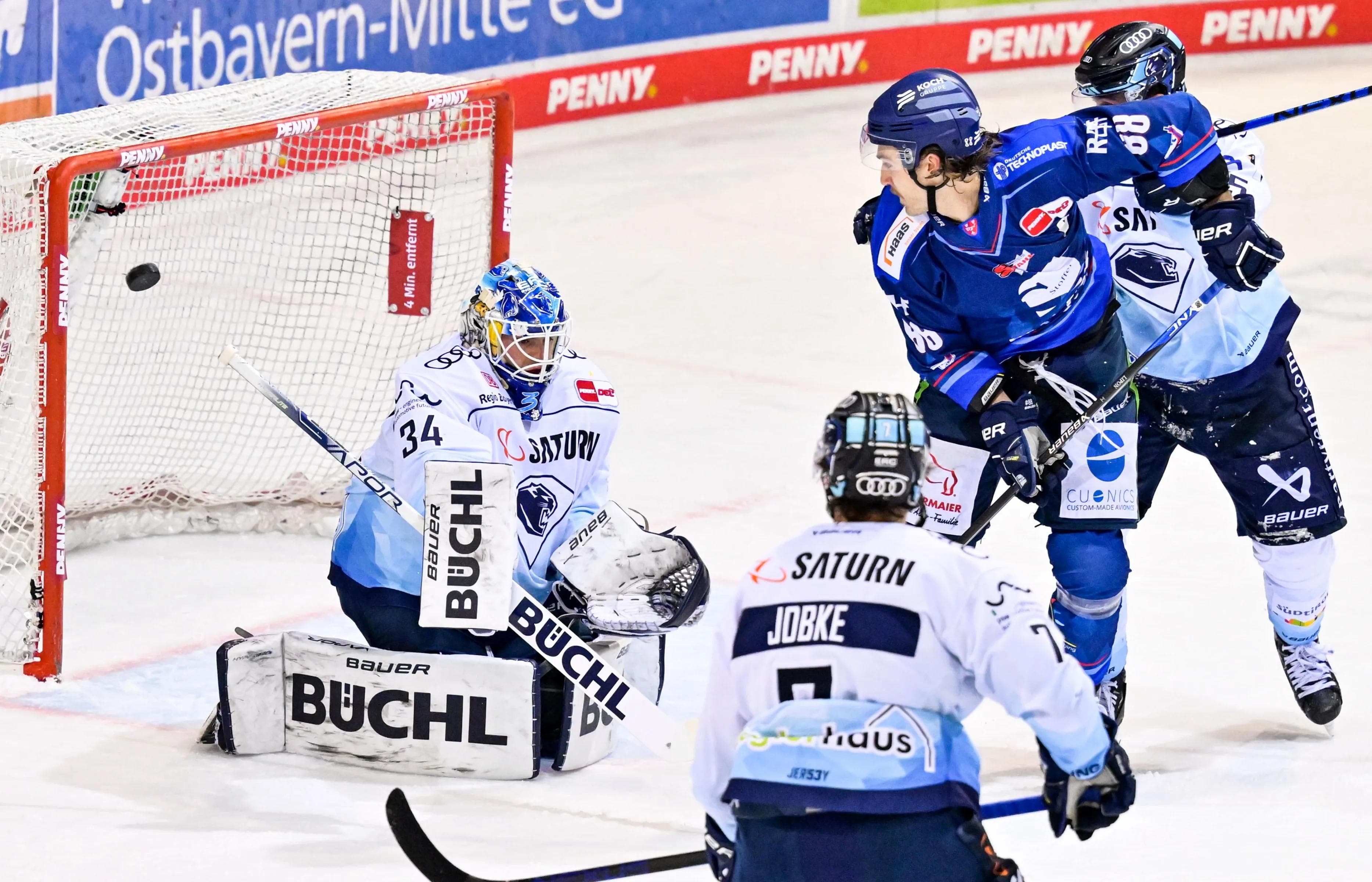 Der ERC um Goalie Michael Garteig brachte sich selbst um den verdienten Lohn.
Foto: DEL-Photosharing
