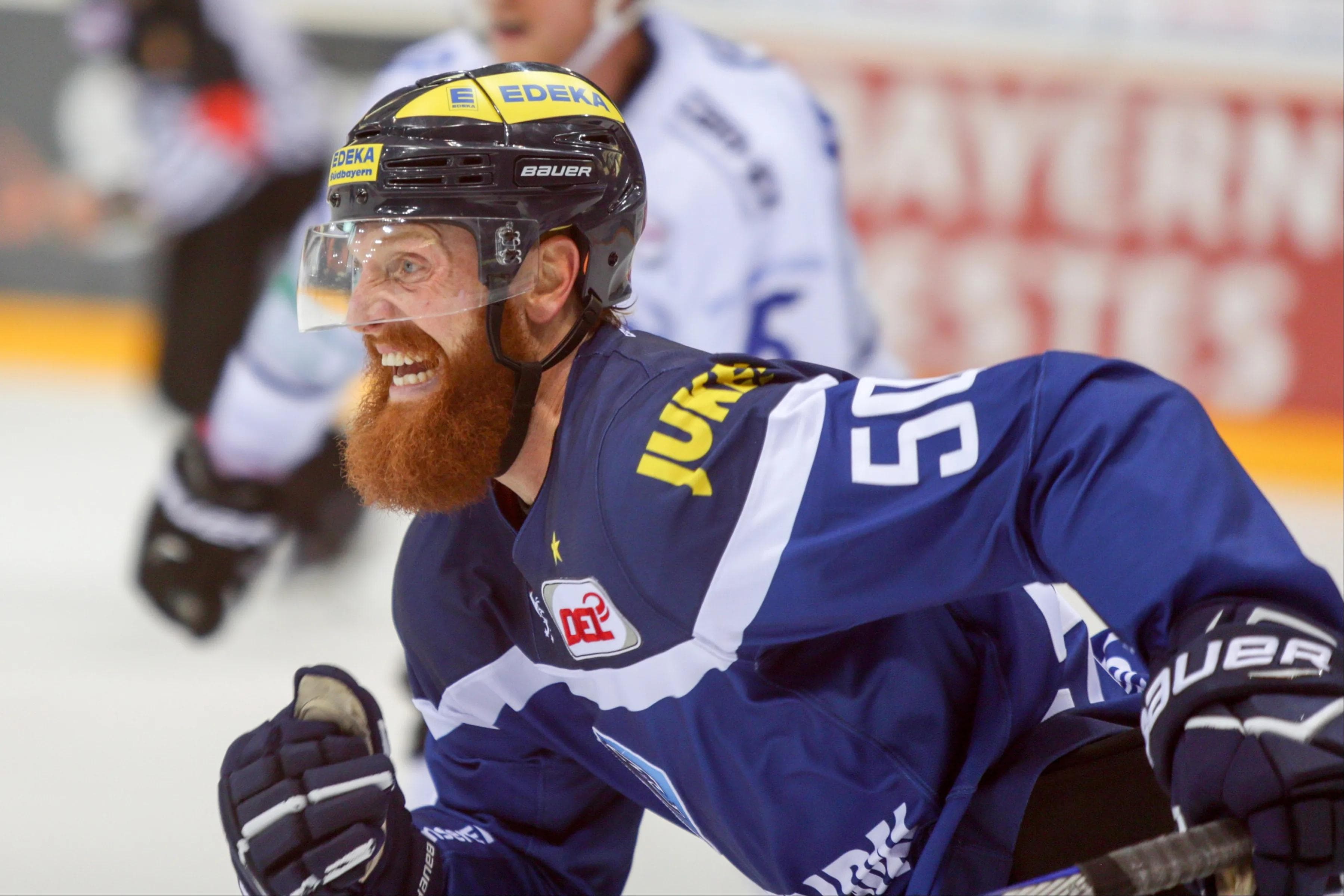 Thomas Pielmeier und seine Panther treten zum ersten Derby der Saison in Straubing an. Foto: Meyer Jürgen / kbumm.de
