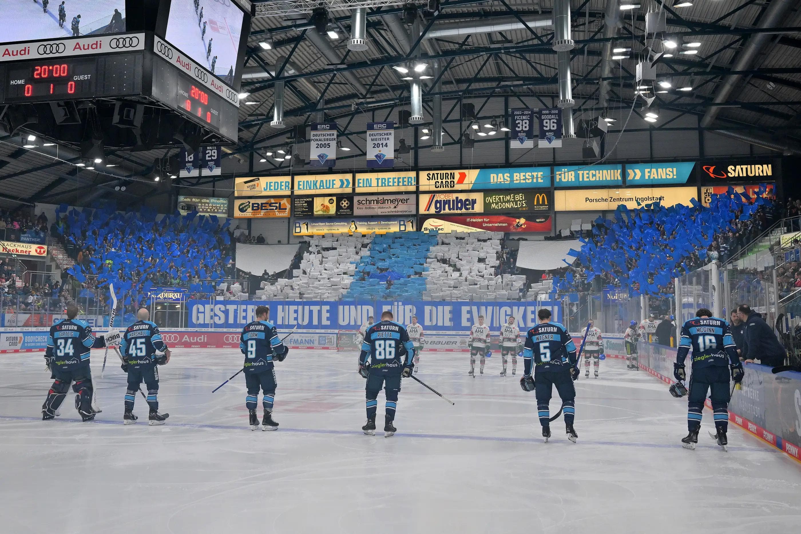 Jetzt Ihre Dauerkarte für Saison 2023/24 sichern und bei jedem Heimspiel live dabei sein.
Foto: Johannes Traub/JT-Presse.de