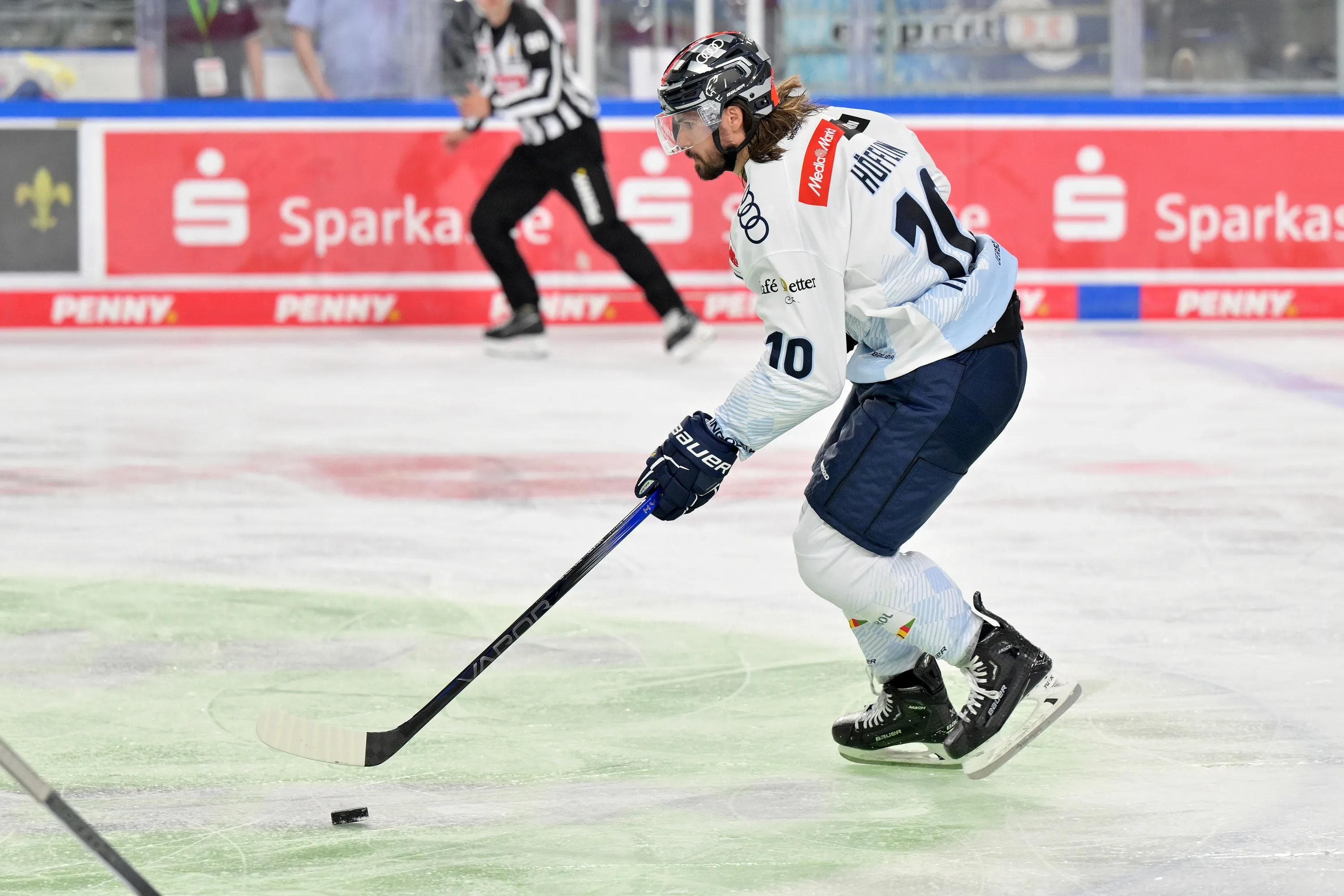 Mit Schwung in den Vinschgau Cup: Mirko Höfflin und die Panther.
Foto: Johannes Traub/JT-Presse.de