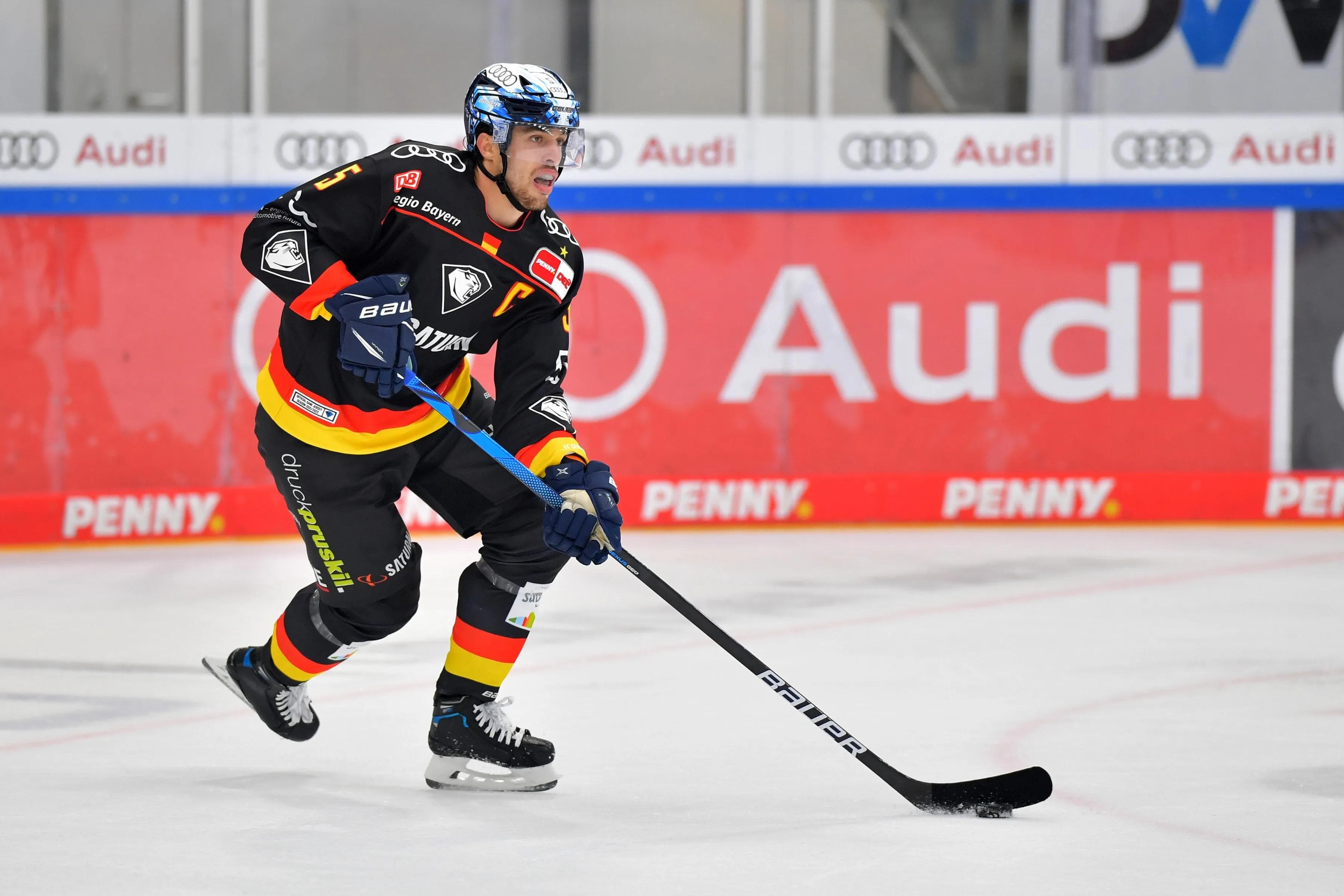 Unter anderem das Gameworn-Sondertrikot von Fabio Wagner ist unter dem Hammer.
Foto: Johannes Traub/JT-Presse.de