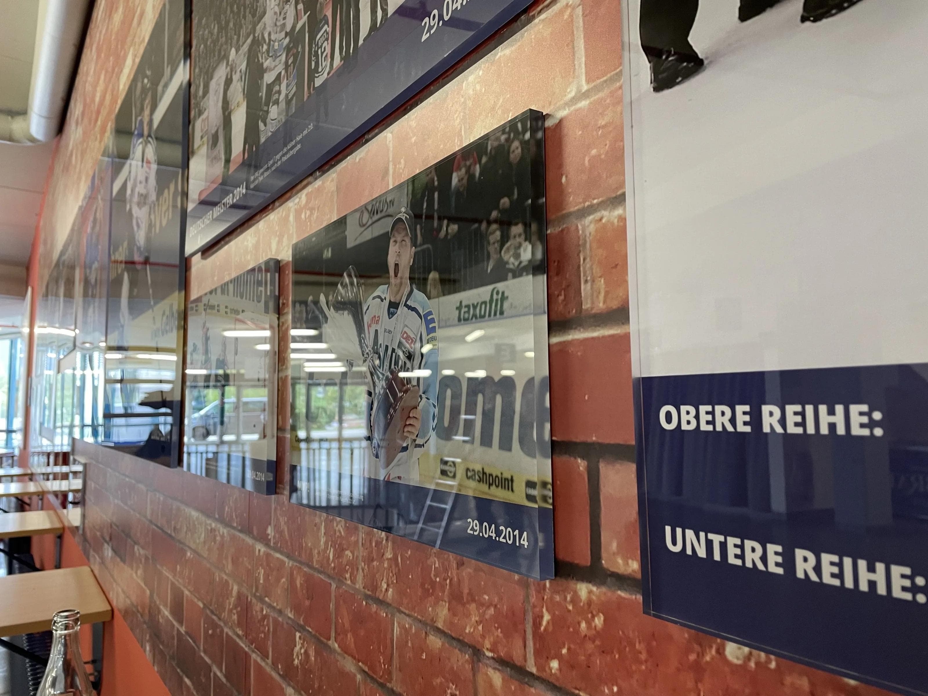 Ab morgen können alle Besucher in der SATURN-Arena die Erweiterung der Wall of Fame sehen.