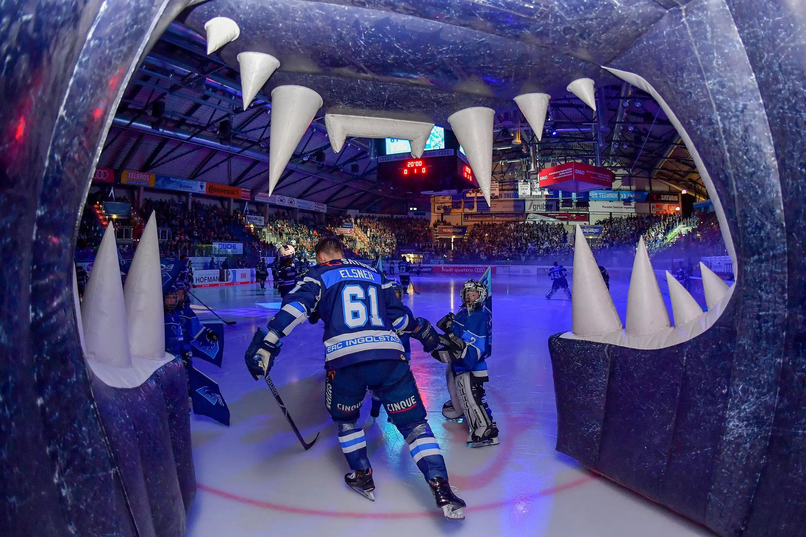 Heute Abend ist wieder Heimspiel!
Foto: Johannes TRAUB / ST-Foto.de