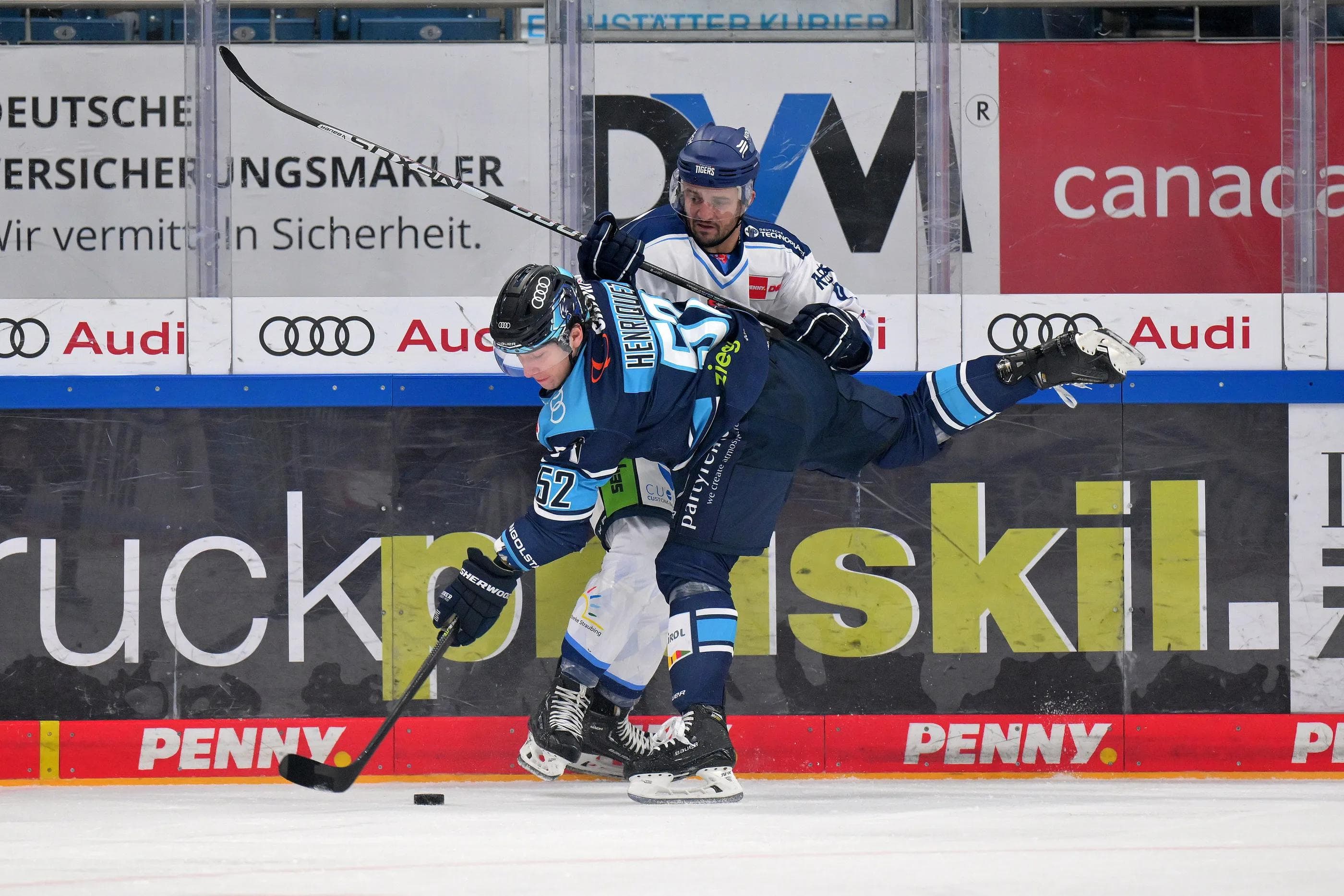 Immer ein umkämpftes Duell: Panther gegen Tigers.
Foto: Johannes Traub/JT-Presse.de
