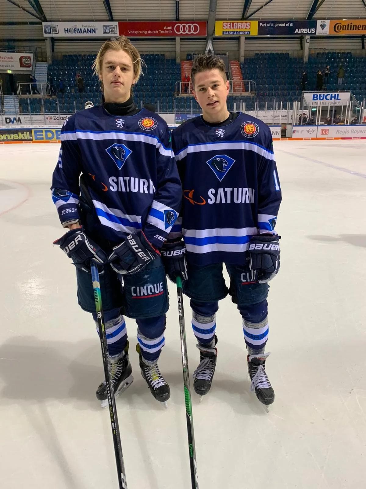 Die beiden Panther-Talente Lukas Ullmann (li.) und Niklas Hübner (re.) sind für die U16-Nationalmannschaft nominiert worden.
Foto: ERC Ingolstadt e.V.