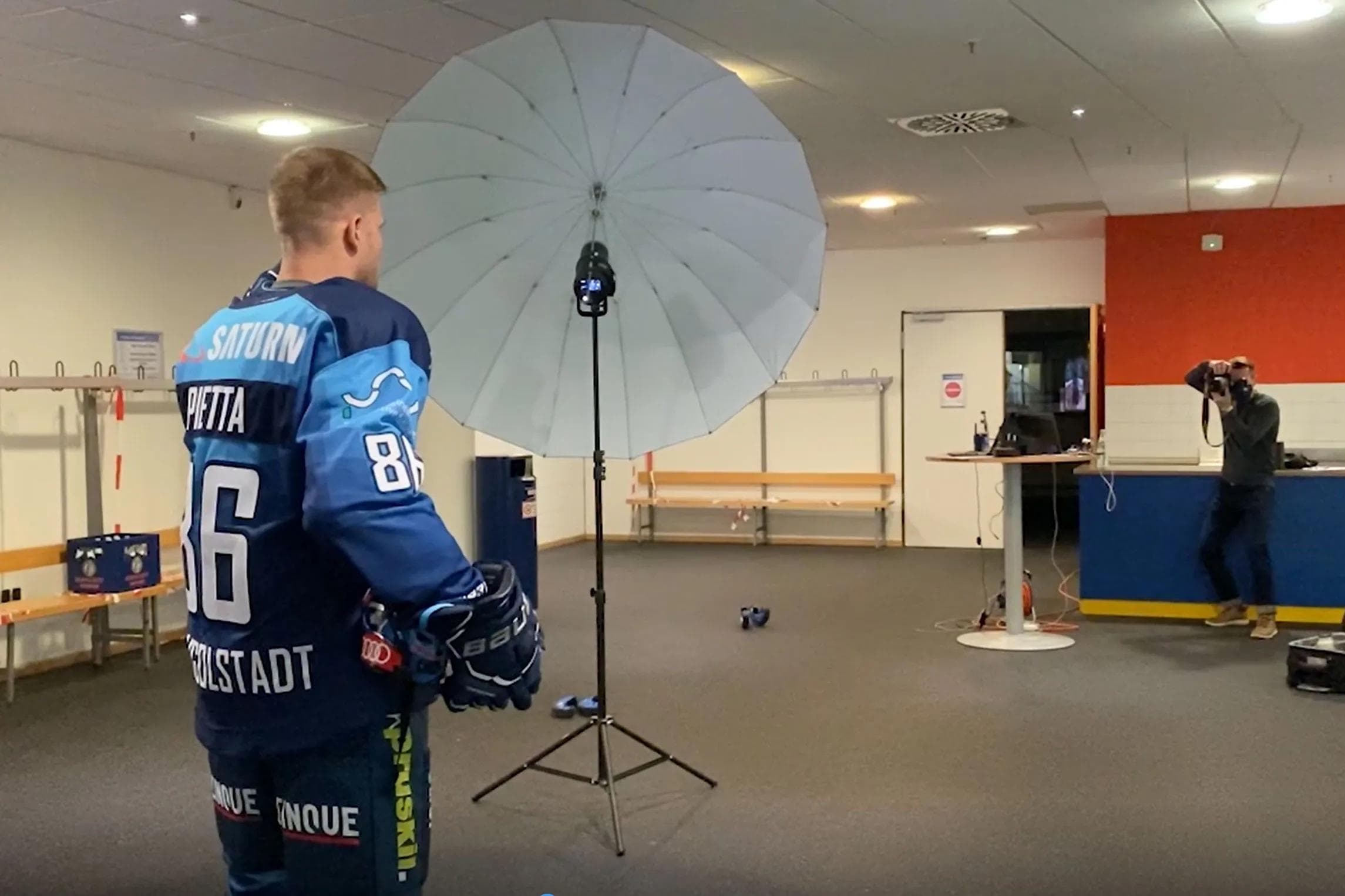 Daniel Pietta während des Fotoshootings mit Stefan Bösl.