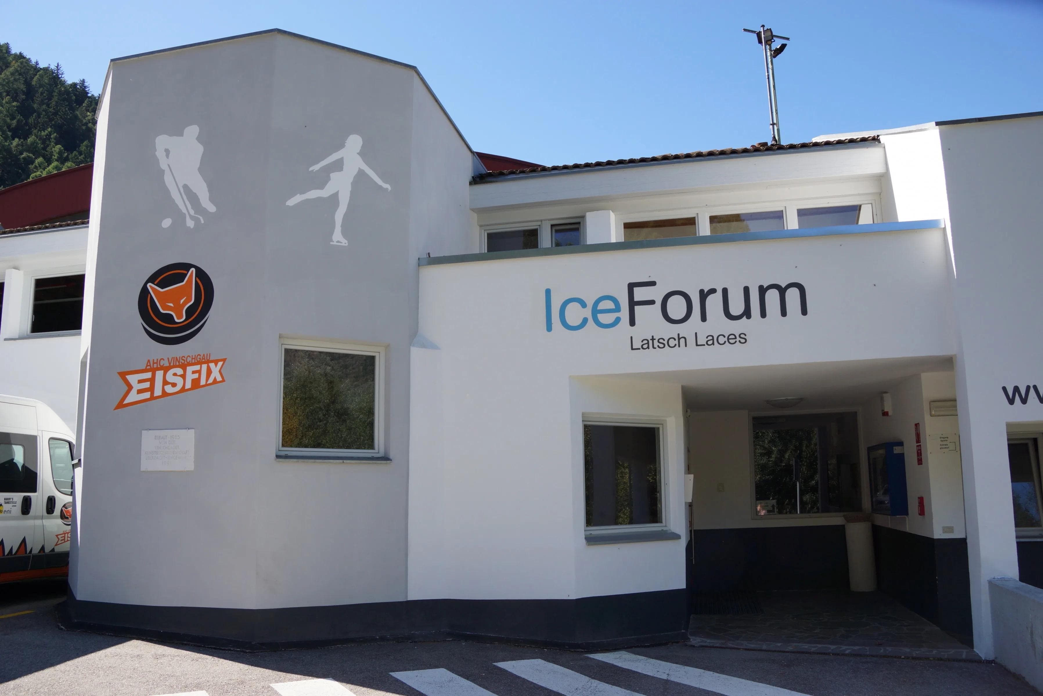 Alle vier Spiele aus dem Latscher IceForum werden live und kostenlos auf YouTube übertragen.