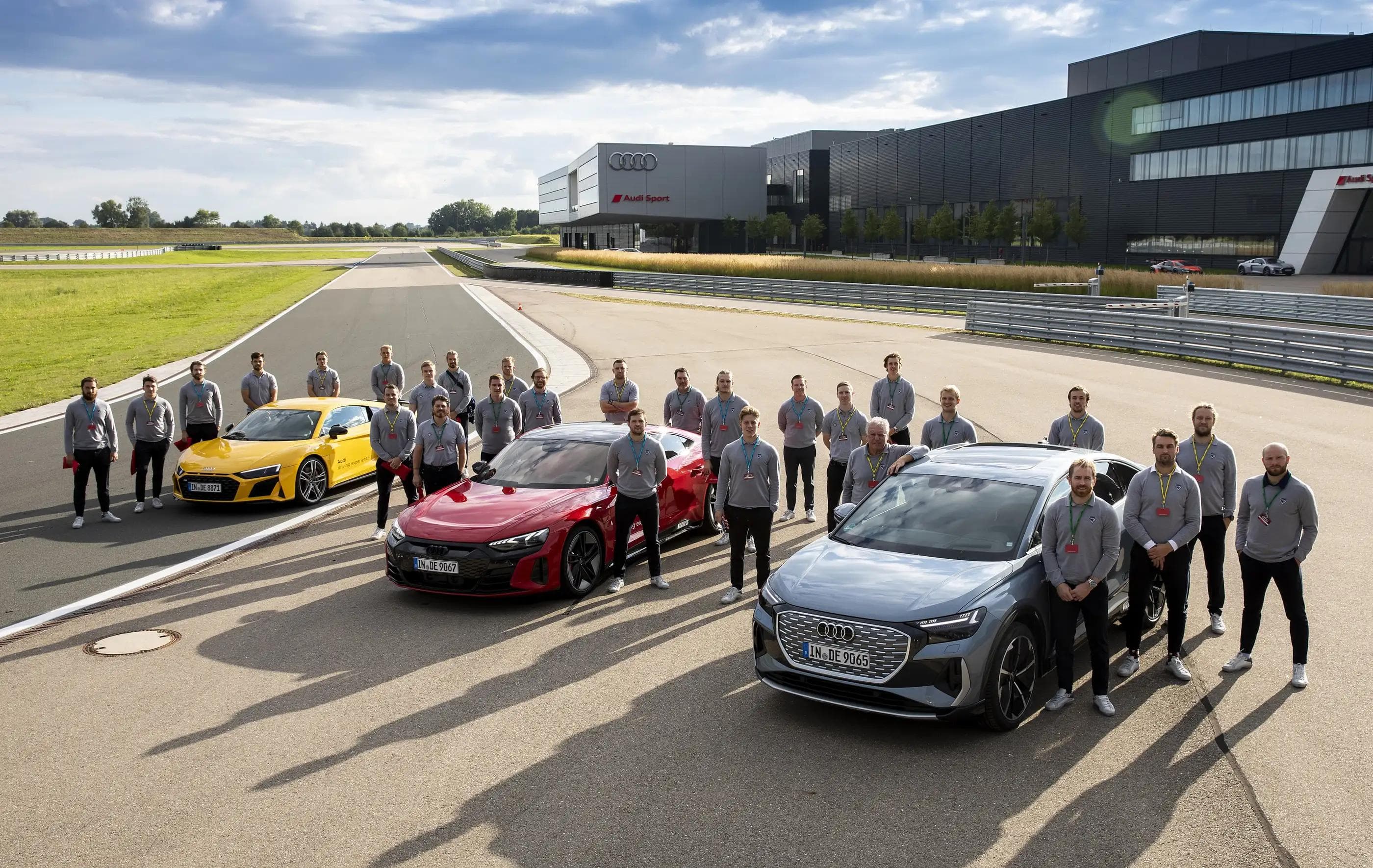 Dauerkarten-Gewinnspiel: Audi für ein Wochenende