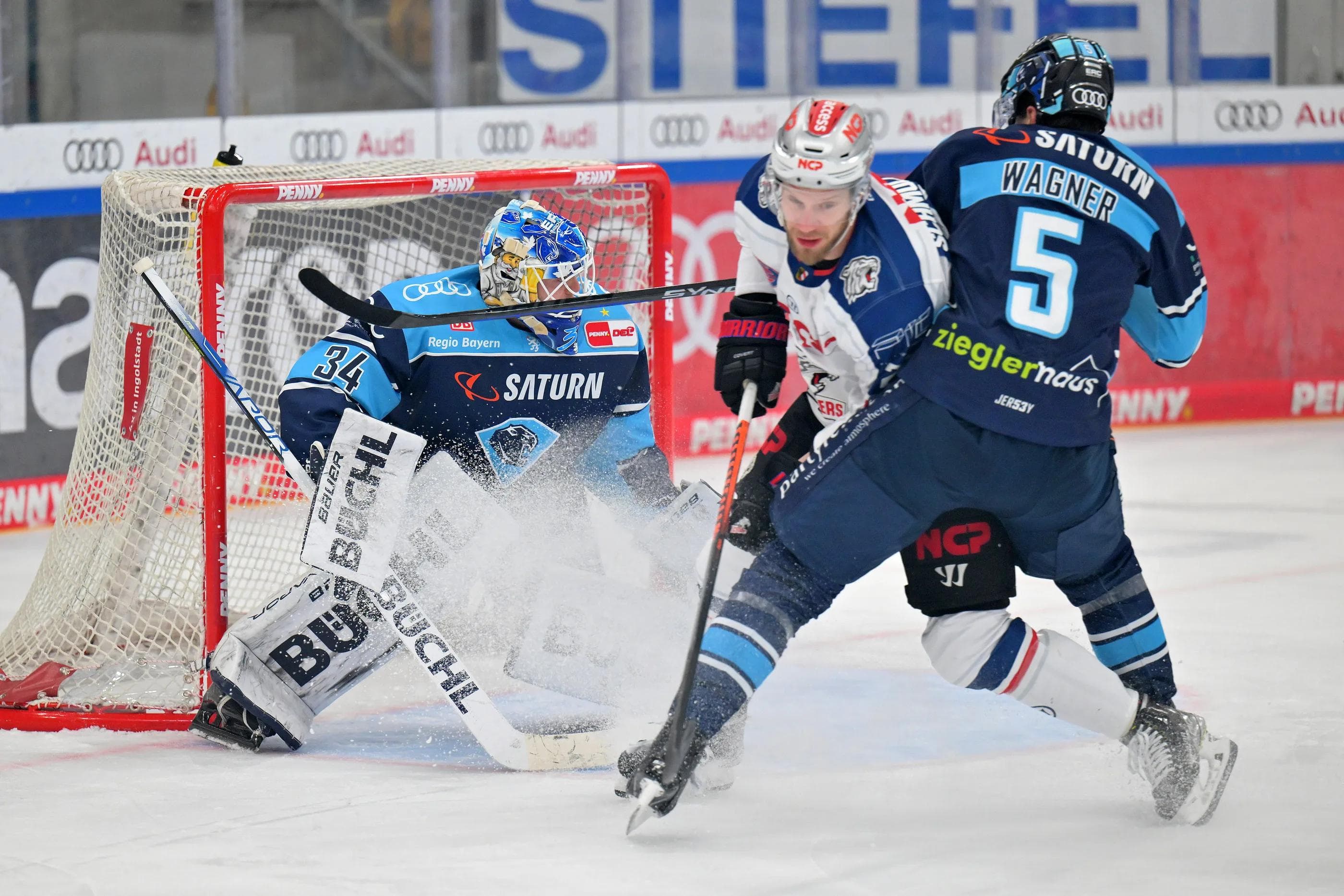 Kampf um die bestmögliche Position: Die Panther empfangen heute Nürnberg.
Foto: Johannes Traub/JT-Presse.de