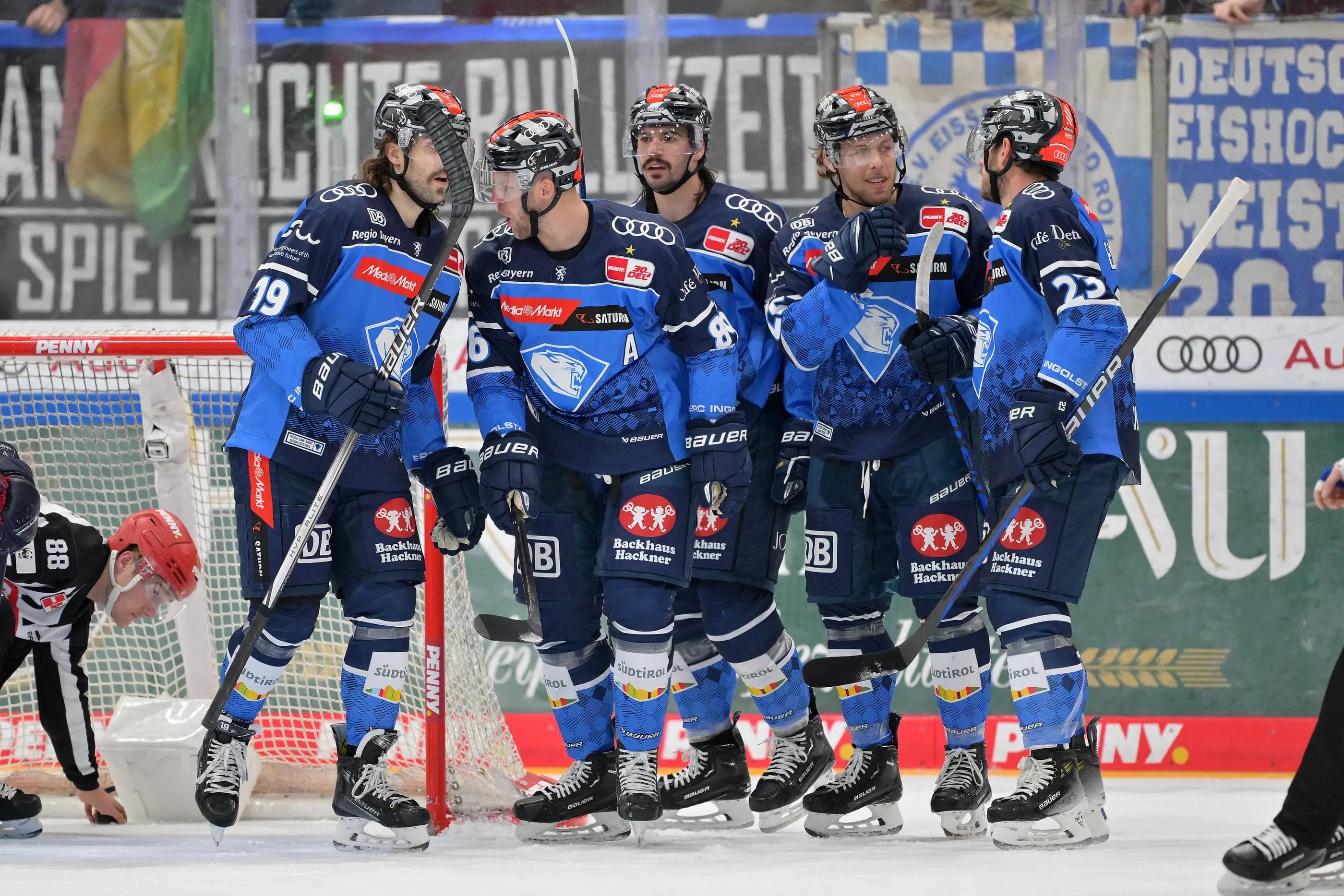 Derby vor Top-Kulisse