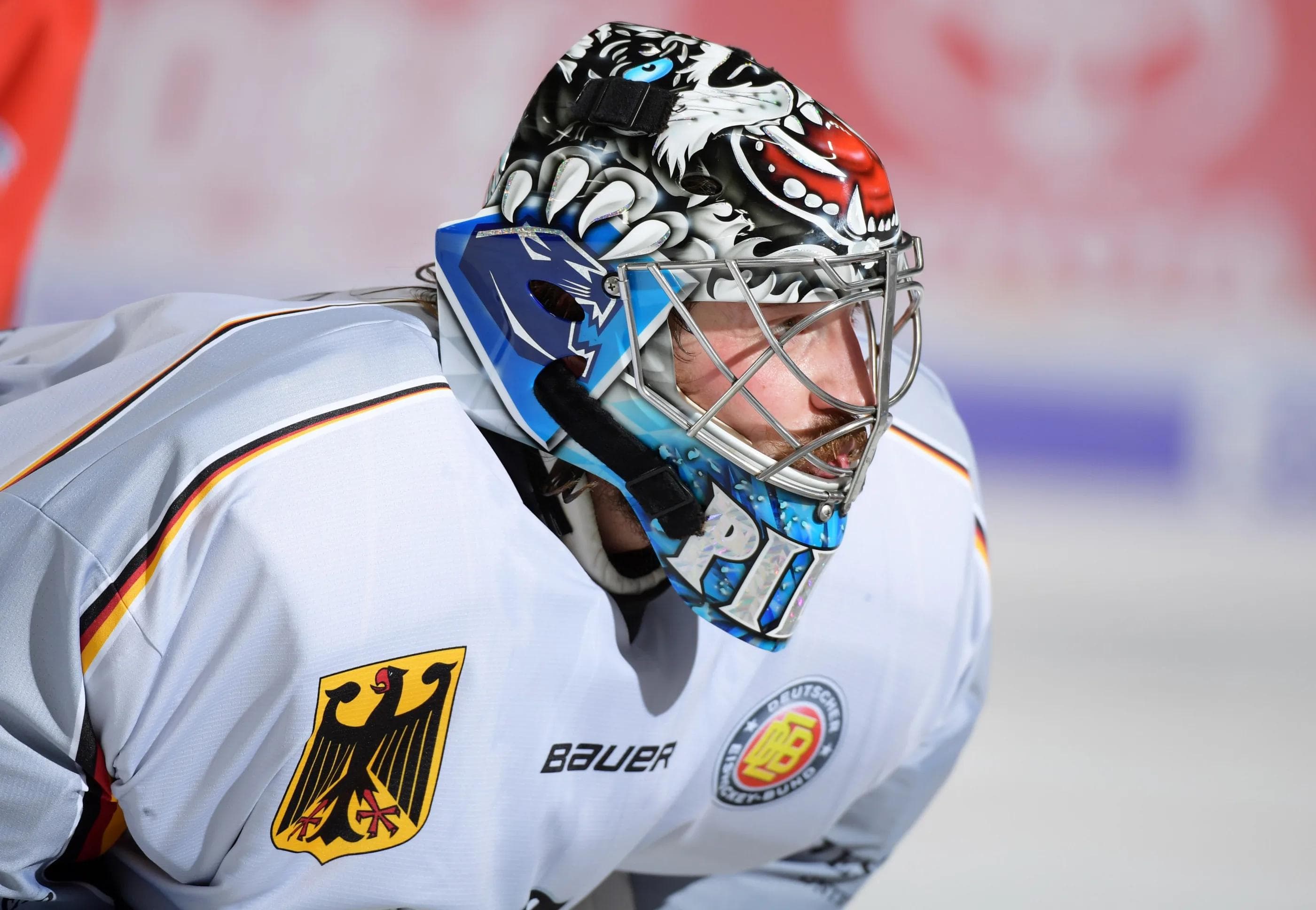 Panther-Maske, Deutschland-Trikot: Timo Pielmeier bestreitet den Deutschland Cup 2017. Foto: City Press